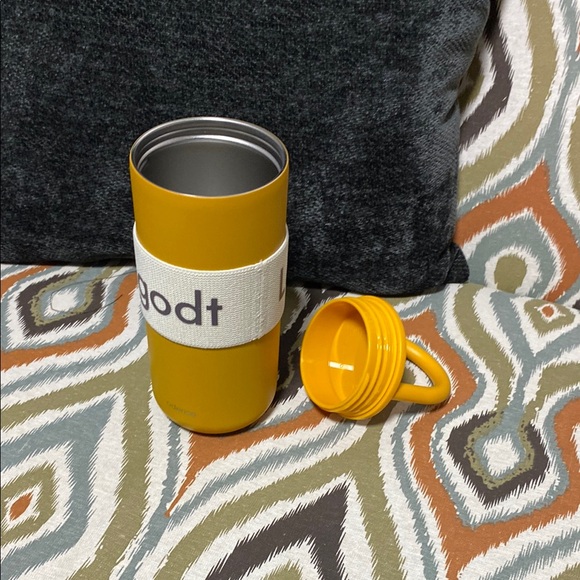 Odense Yellow Tumbler with Handle - Picture 4 of 6